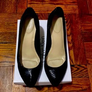 Selene Classic Python shoes